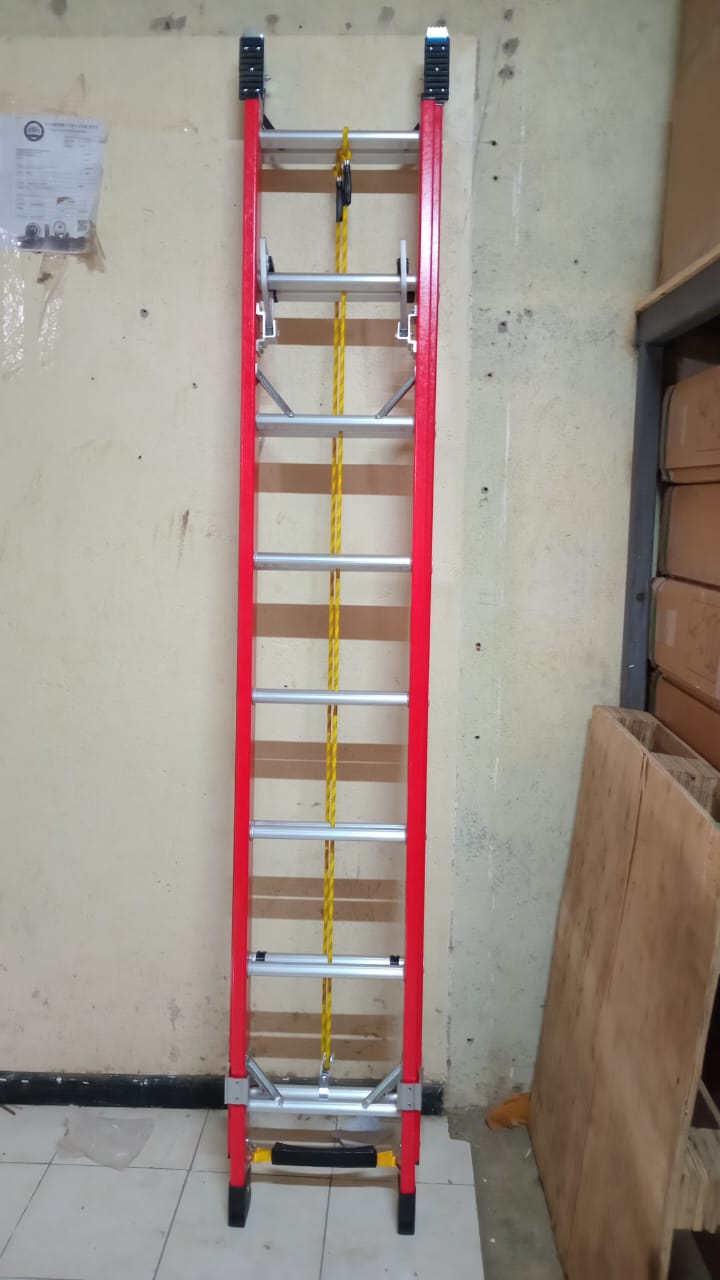 Fiberglass Extension Ladder 2 X 8 Steps